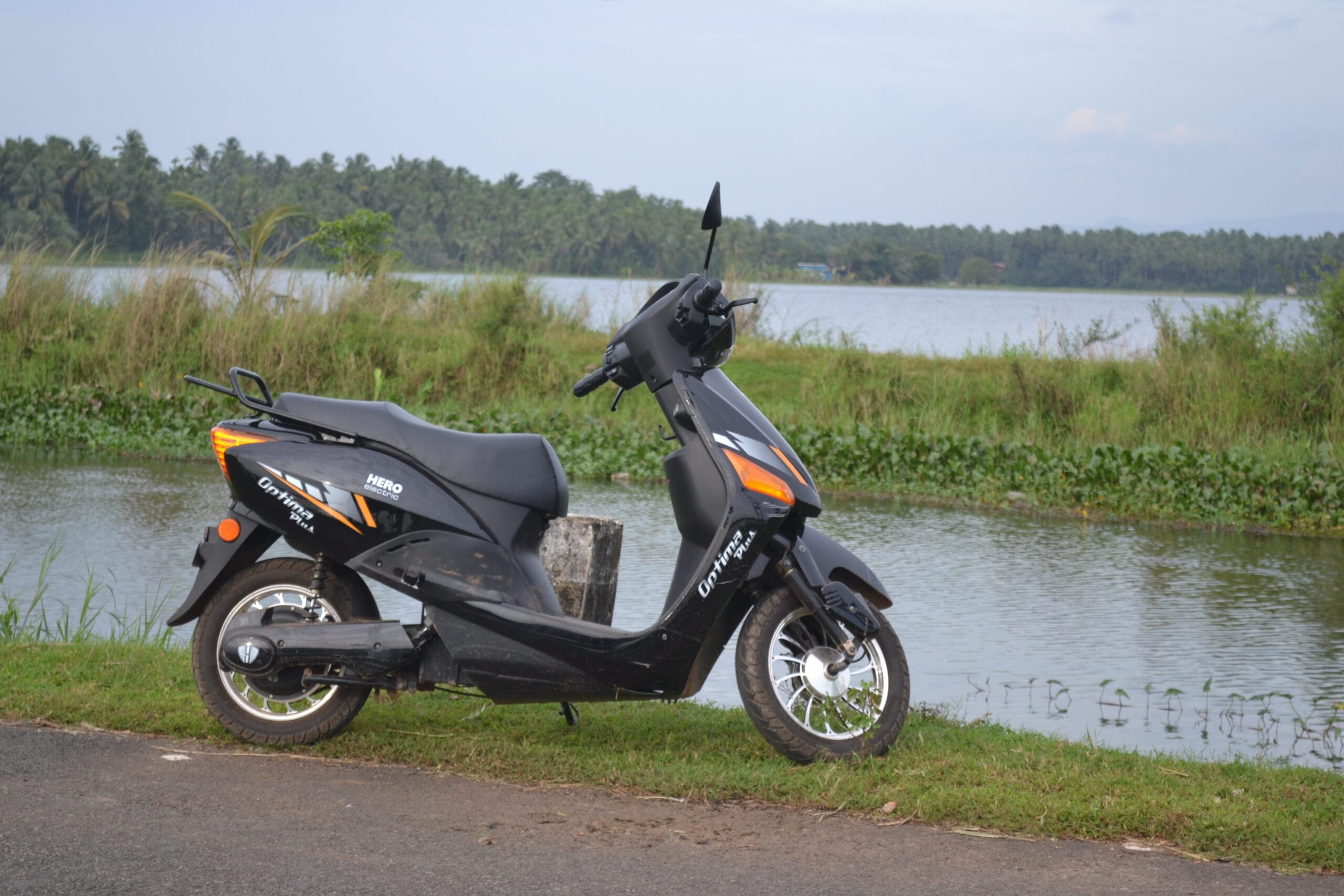 Electric scooter charging in India